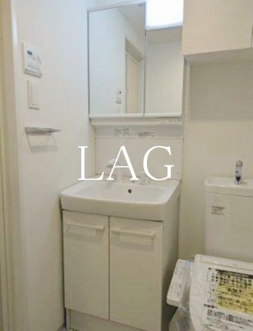 洗面設備　洗面台です。