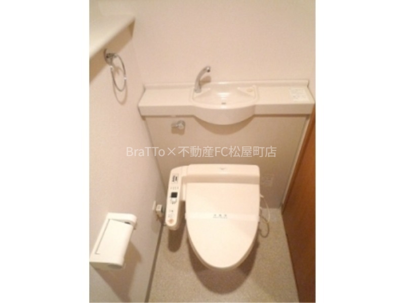 トイレ　トイレ（ウォシュレット付き）