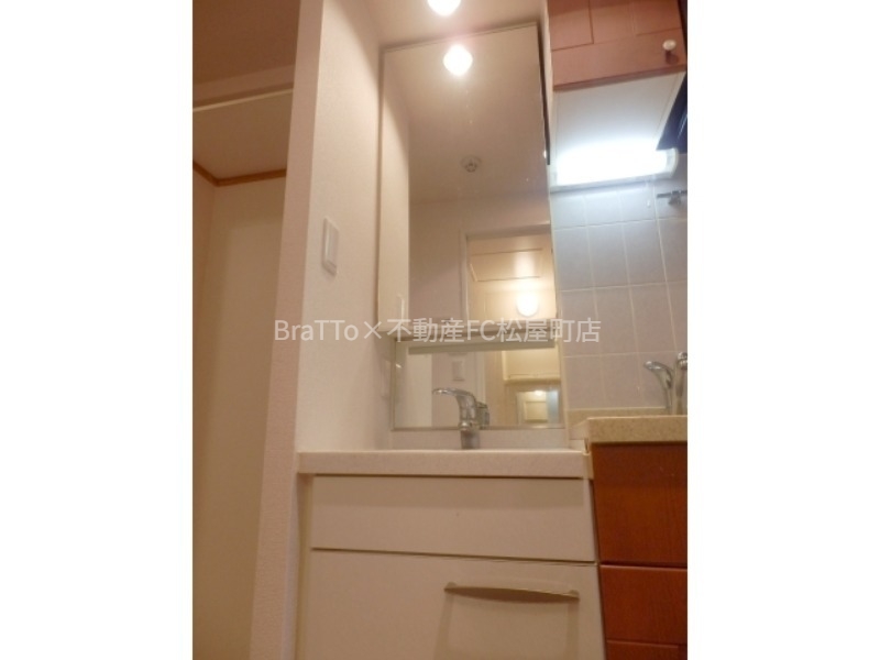 洗面設備　独立洗面台