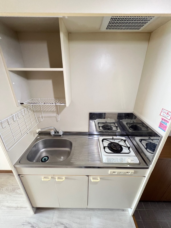 キッチン　※他部屋写真使用