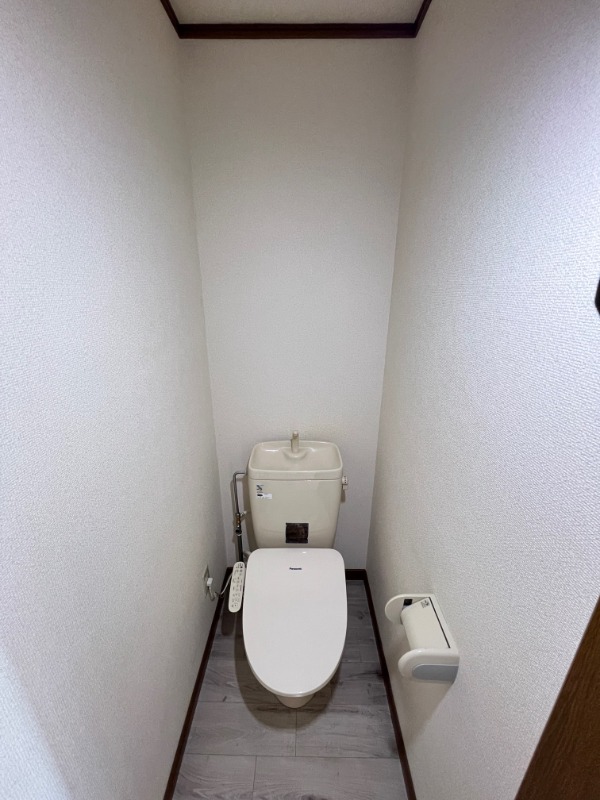 トイレ　※他部屋写真使用