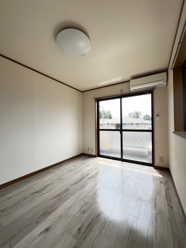 居室・リビング　※他部屋写真使用