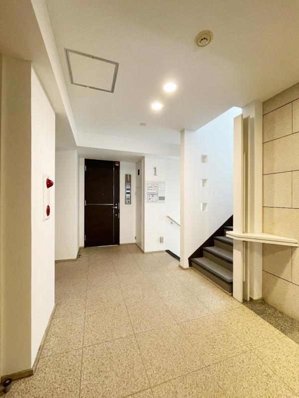 エントランス　エントランス