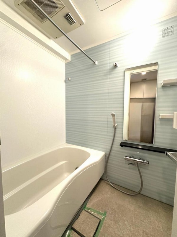 バス・シャワールーム　バス