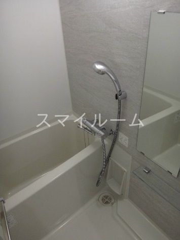 バス・シャワールーム　別部屋参考写真となります。