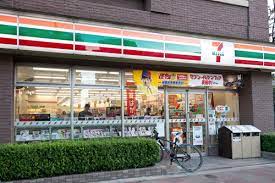 コンビニ　セブンイレブン 白金台駅前店（コンビニ）まで106m