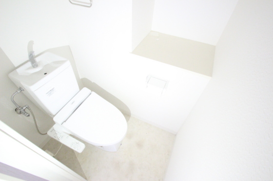 トイレ　※別部屋の写真です