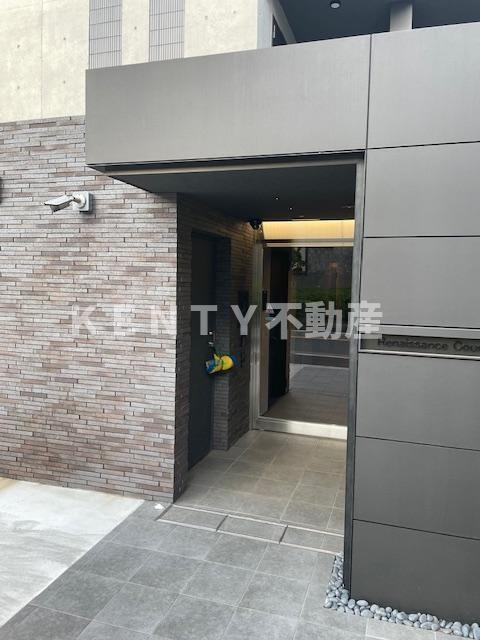 エントランス　ゆとりのあるエントランスです