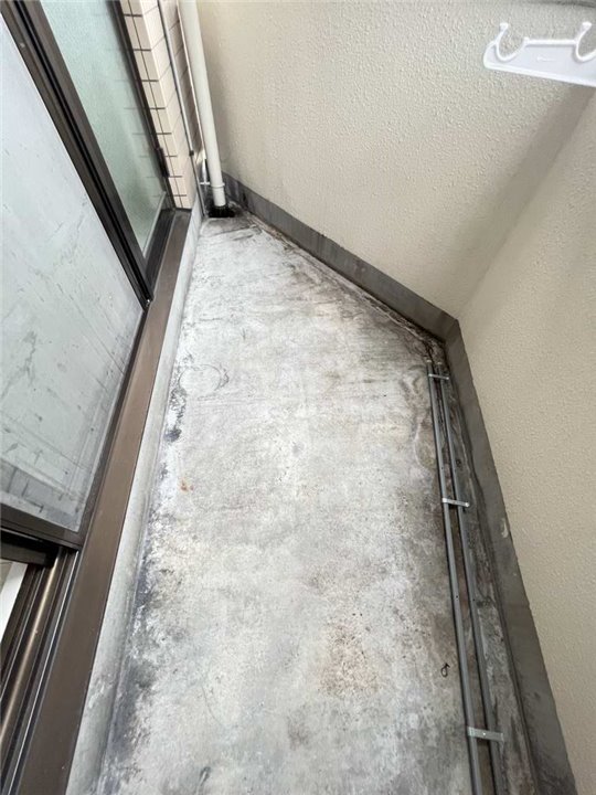 バルコニー　お洗濯にも便利なバルコニー付き