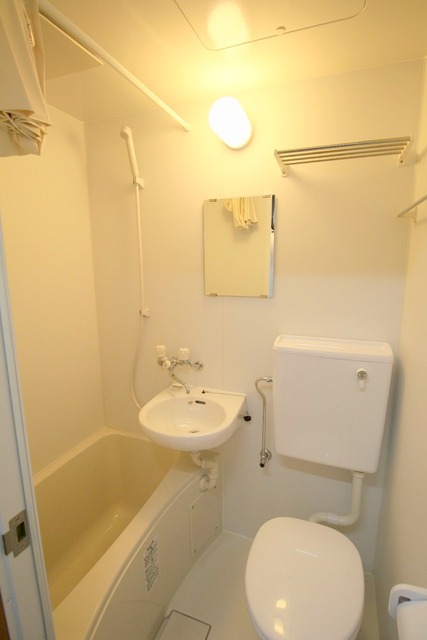 バス・シャワールーム　バス＆トイレ★