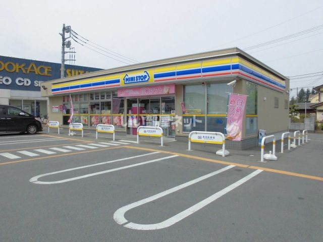 コンビニ　ミニストップ新取手店（コンビニ）まで814m