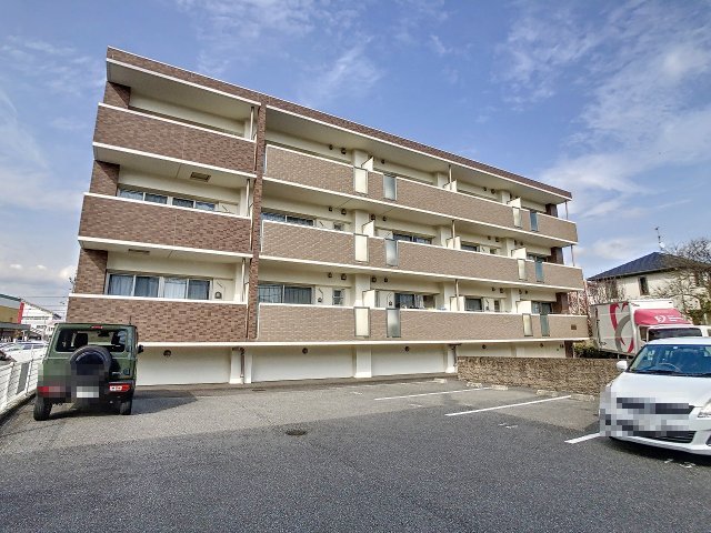 建物外観　現況と異なる場合は現況を優先します。