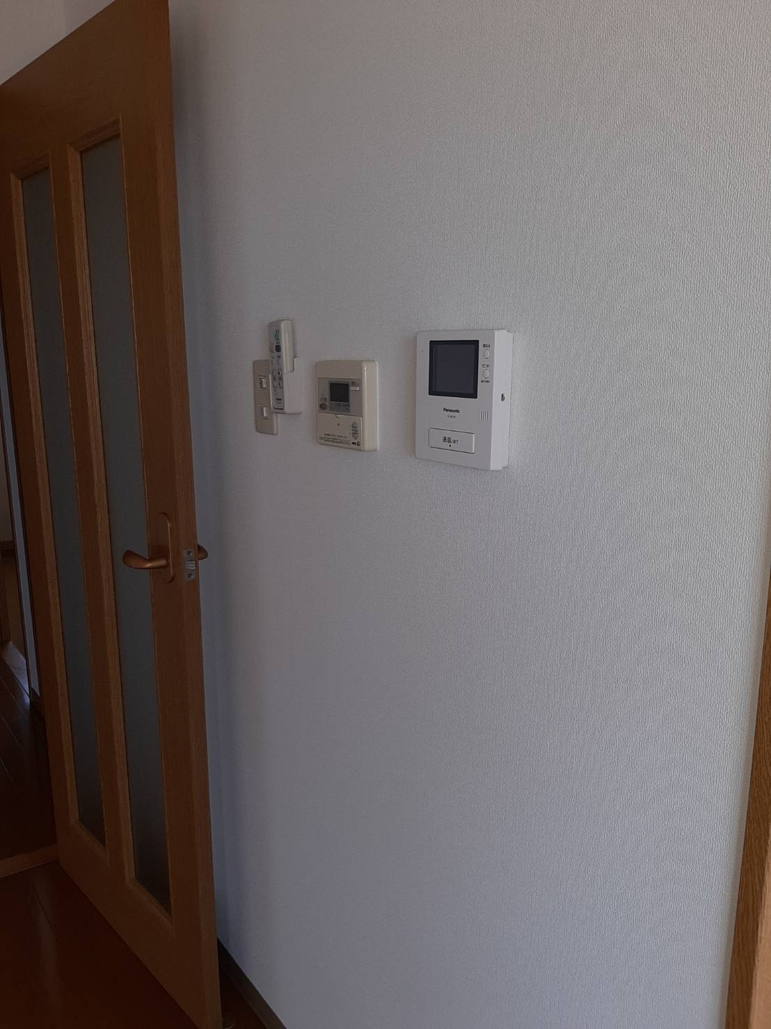 セキュリティ　※写真は反転タイプです