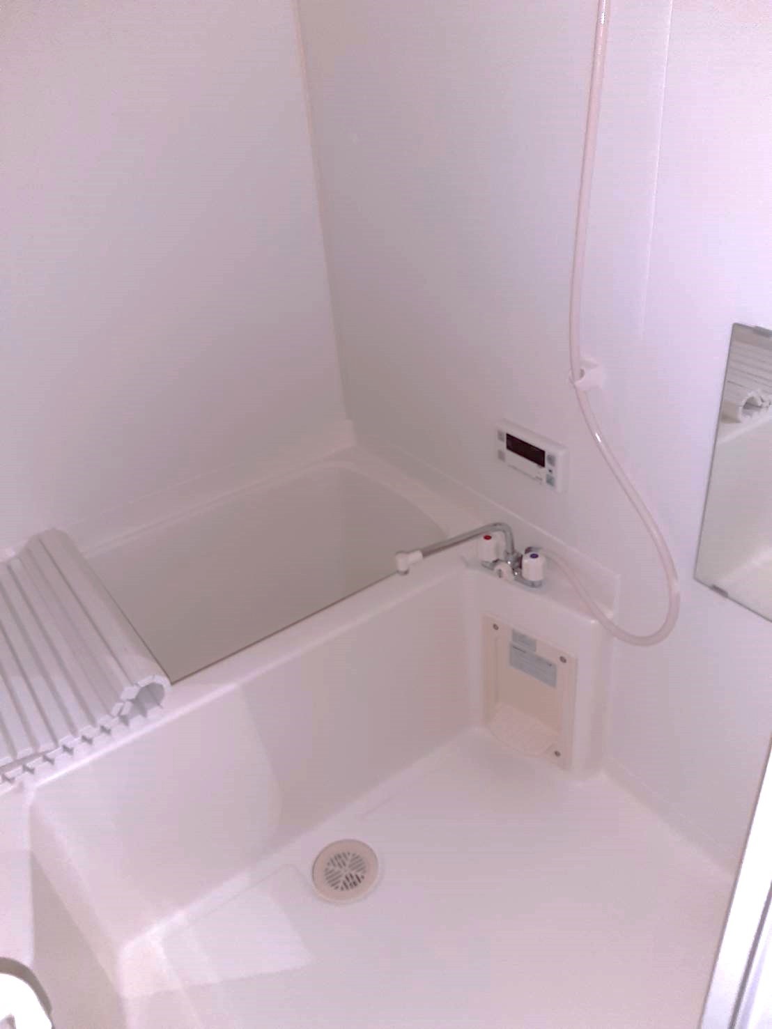 バス・シャワールーム　※写真は反転タイプです