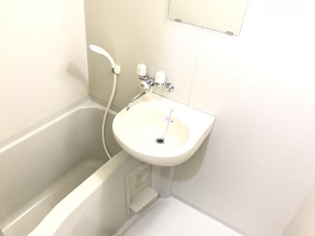 バス・シャワールーム　バス