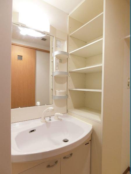 洗面設備　シャンプードレッサー