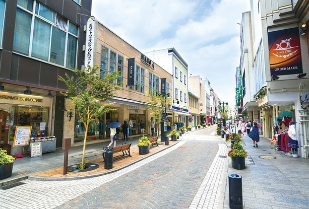 ショッピングセンター　元町ショッピングストリート（ショッピングセンター）まで450m