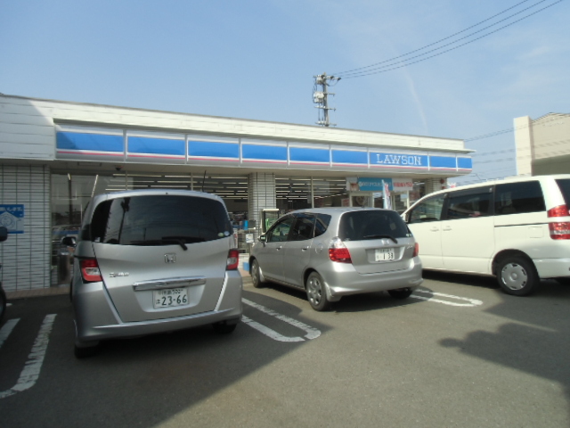 コンビニ　ローソン（コンビニ）まで436m