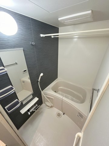 バス・シャワールーム　★追焚き＆浴室乾燥機付きお風呂★