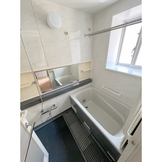 バス・シャワールーム　浴室乾燥機付