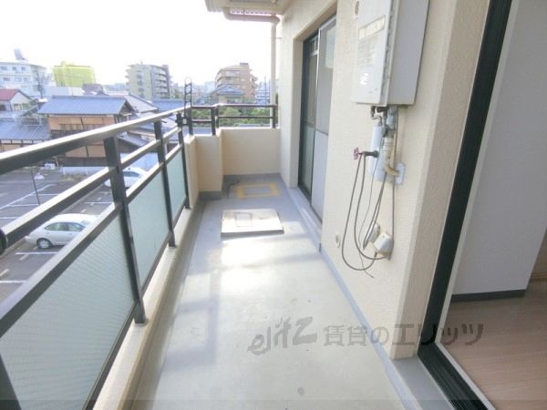 バルコニー　ベランダ