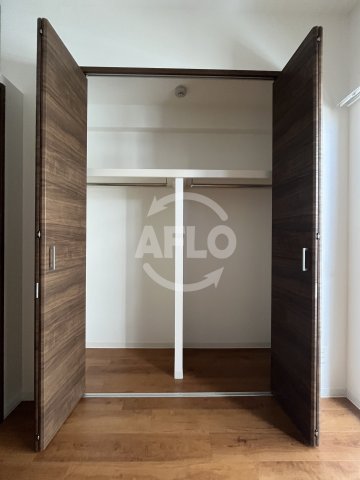 収納　ファステート大阪マジョリティ　クローゼット