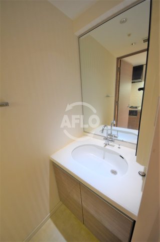 洗面設備　アーデン西天満　独立洗面台