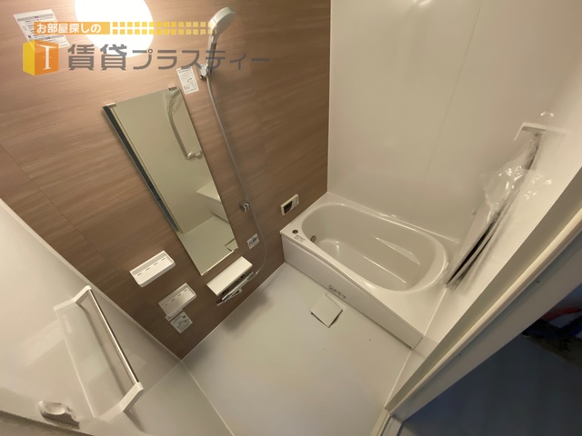 バス・シャワールーム　お風呂は完成済みです。