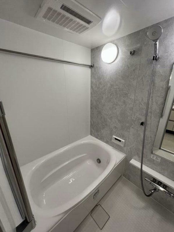 バス・シャワールーム　バス