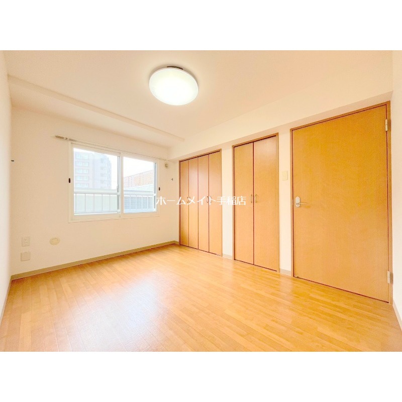 その他部屋・スペース　明るい洋室です！