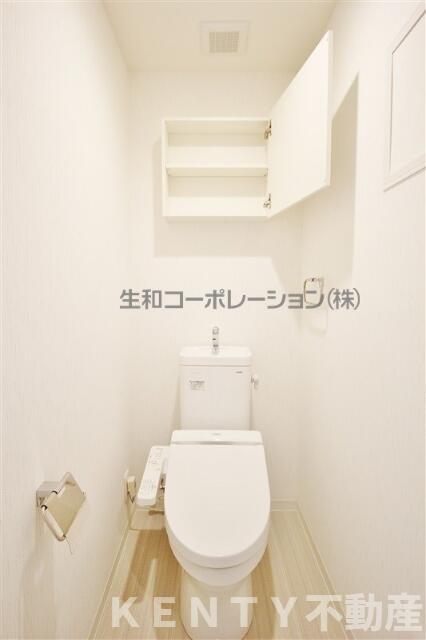 トイレ　清潔感のあるトイレです