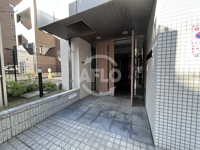 エントランス　ファーストワン江坂　エントランス