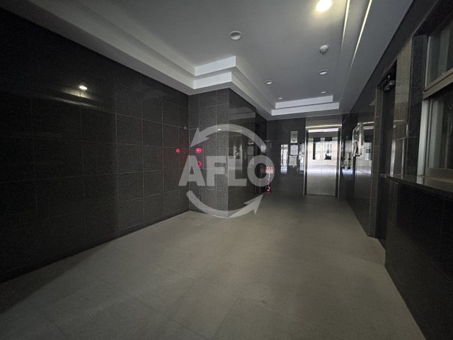 ロビー　ファーストワン江坂　ロビー