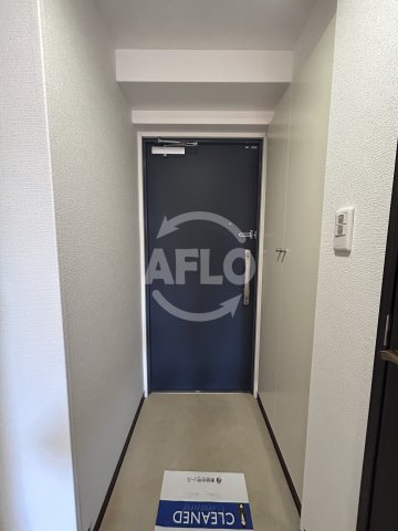 玄関　ファーストワン江坂　玄関