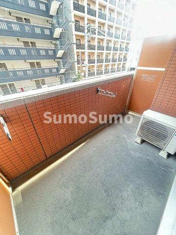 バルコニー　開放的で明るい空間を演出してくれるバルコニーです