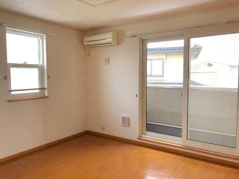 居室・リビング　※同物件204号室