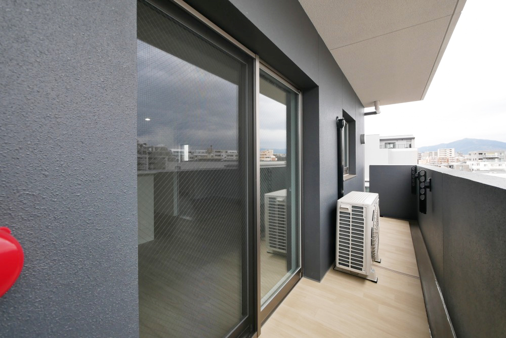 バルコニー　バルコニー