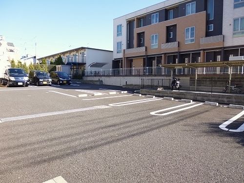 駐車場　★お部屋探しは、タウンハウジング多摩センター店へ★