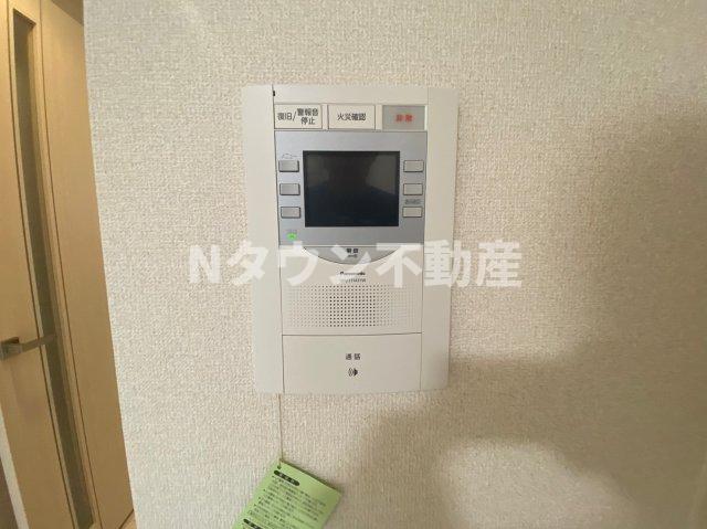 セキュリティ　モニター付きインターフォンです。
