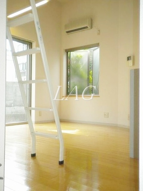 居室・リビング　洋室のお部屋です。