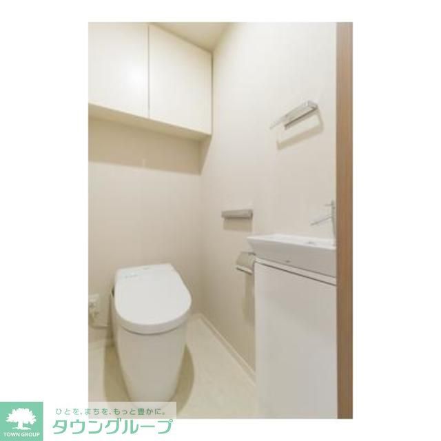 トイレ　※写真は同タイプ住戸です。