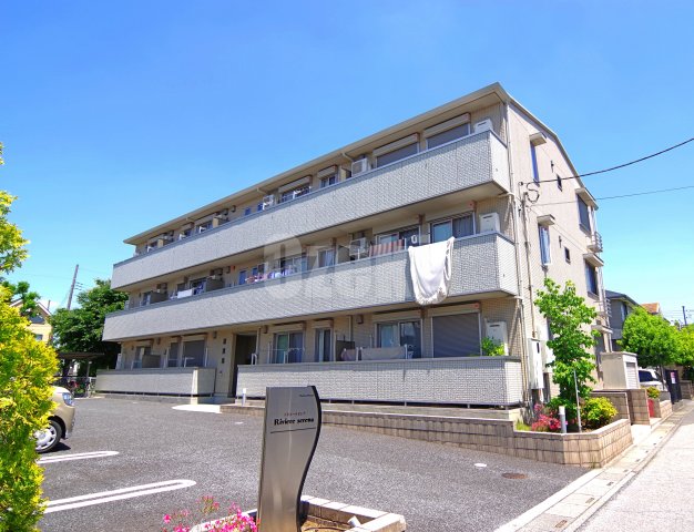 建物外観　弊社ホームページに写真がたくさんあります♪
