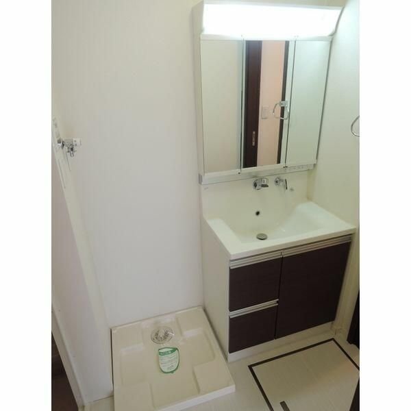 洗面設備　弊社は都内全域の物件をご紹介可能です！