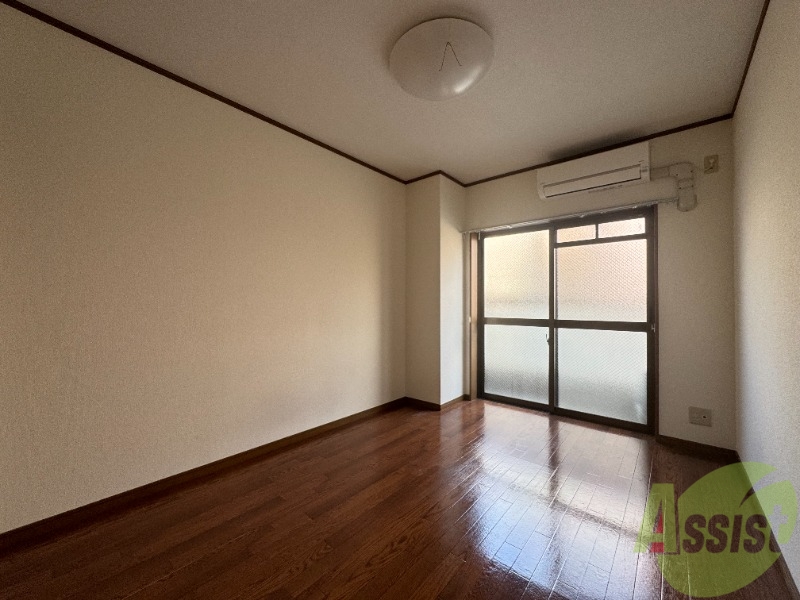 居室・リビング　日当たりもよく快適な空間です