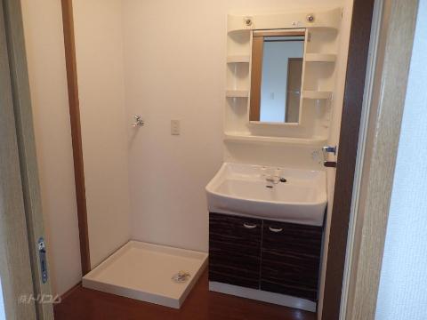 洗面設備　洗髪洗面化粧台