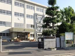 中学校　那珂川中学校（中学校）まで1100m