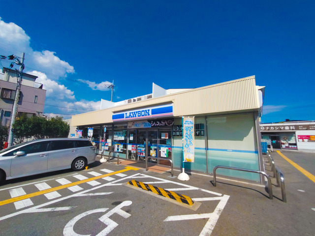 コンビニ　ローソン箕面小野原東三丁目店（コンビニ）まで498m