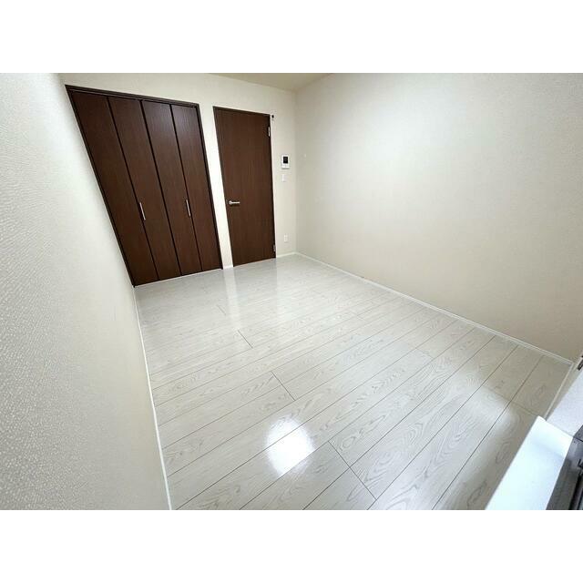 居室・リビング　別部屋参考写真です