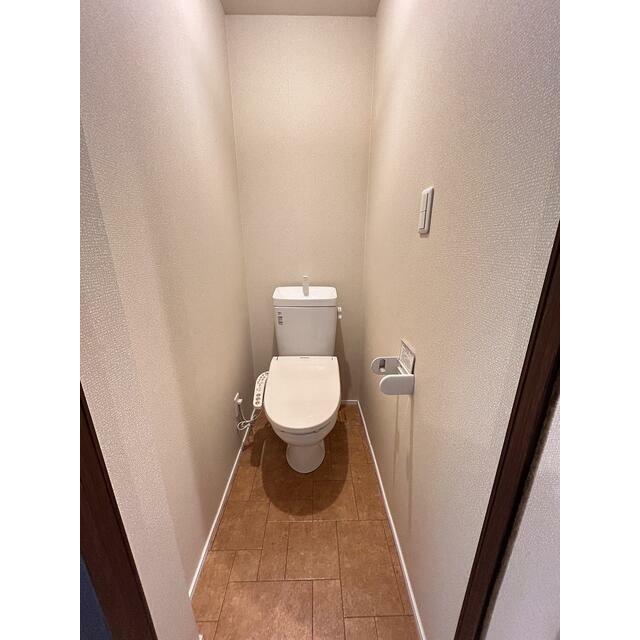 トイレ　別部屋参考写真です