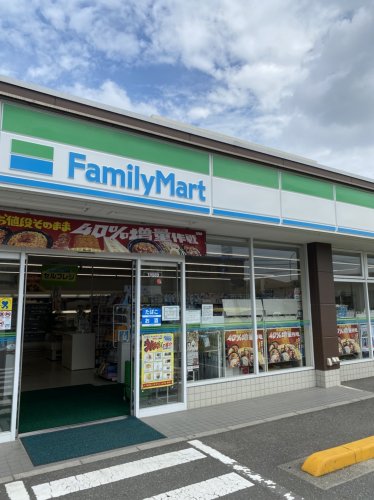 コンビニ　ファミリーマート さいたま宮前IC店（コンビニ）まで805m